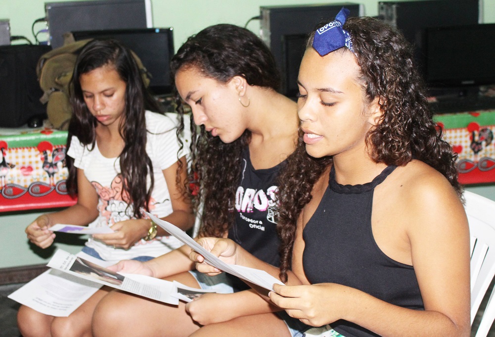 Children participate in child-led research.